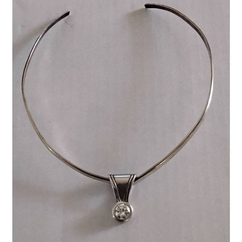 Vintage 925 Sterling Silver V Style Choker Necklace & Signed Round CZ Pendant